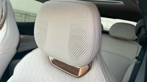 Lynk & Co 08 1.5 PHEV More 257 kW (350 CV)