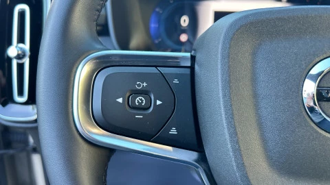 Volvo XC40 2.0 B3 G Core Auto