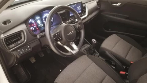 Kia Stonic 1.0 T-GDi 74kW (100CV) MHEV iMT Concept