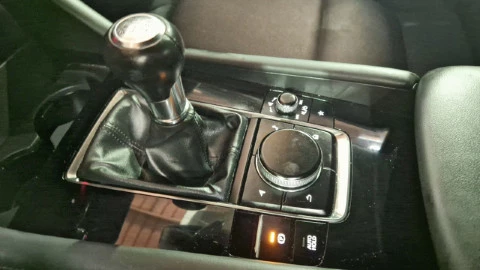 Mazda3 2.0 e-SKYACTIV-G 88KW EVOLUTION