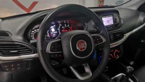 Fiat Tipo Sedán 1.6 88kW Multijet II Lounge