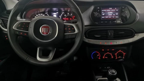 Fiat Tipo Sedán 1.6 88kW Multijet II Lounge