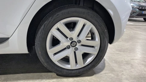 Renault Clio Evolution TCe 90 (67kw)