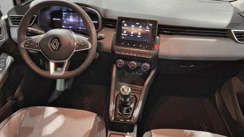 Renault Clio Evolution TCe 90 (67kw)