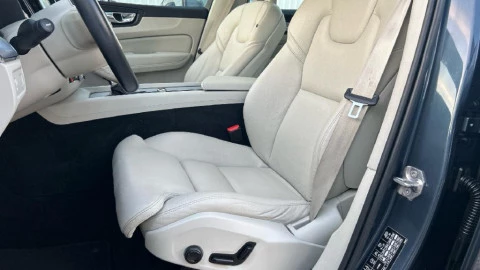 Volvo XC60 2.0 D4 AWD Inscription Auto