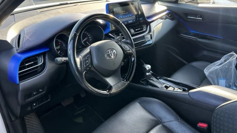 Toyota C-HR 1.8 125H Dynamic Plus