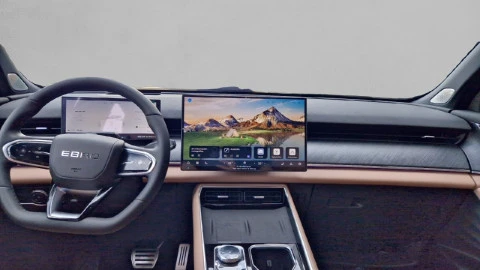 EBRO S900 PHEV 1.5 TGDI 3DHT 4X4 Luxury