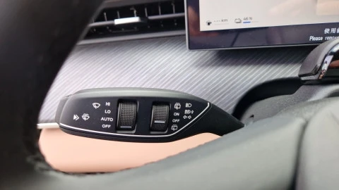EBRO S900 PHEV 1.5 TGDI 3DHT 4X4 Luxury
