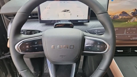 EBRO S900 PHEV 1.5 TGDI 3DHT 4X4 Luxury