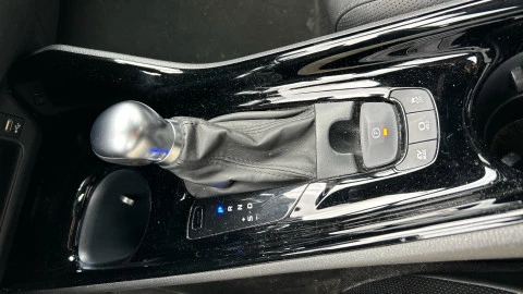 Toyota C-HR 2.0 180H Advance