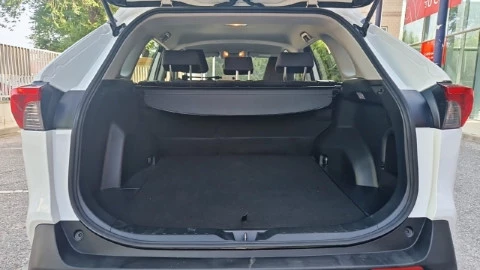 Toyota Rav4 2.5l 220H Business 4WD