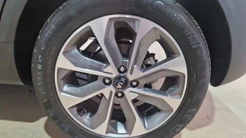 Kia Stonic 1.0 T-GDi 74kW (100CV) Drive