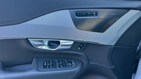 Volvo XC90 2.0 B5 Gasolina AWD Plus Bright Auto