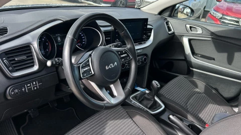 Kia Ceed 1.6 MHEV iMT 100kW (136CV) Drive