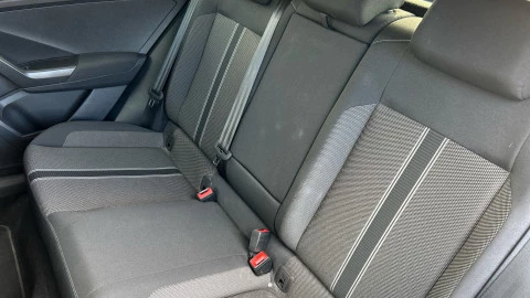 Volkswagen T-Roc Advance 1.0 TSI 81kW (110CV)