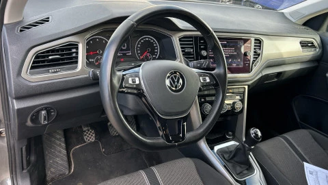Volkswagen T-Roc Advance 1.0 TSI 81kW (110CV)
