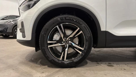 Volvo XC40 B3 G Core Auto 120 kW (163 CV)