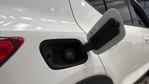 Volvo XC40 B3 G Core Auto 120 kW (163 CV)