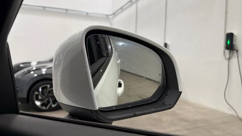 Volvo XC40 B3 G Core Auto 120 kW (163 CV)