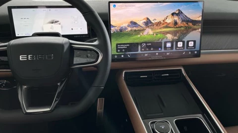 EBRO S900 PHEV 1.5 TGDI 3DHT 4X4 Luxury