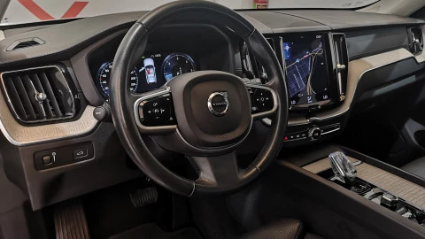 Volvo XC60 2.0 B4 D AWD Inscription Auto