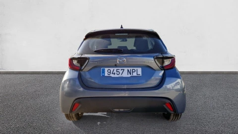 Mazda2 1.5 85 kW (116 CV) CVT Centre-line