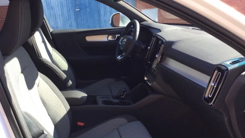 Volvo XC40 1.5 T4 Twin Recharge Core Auto