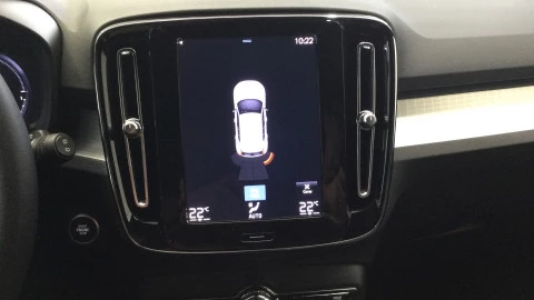 Volvo XC40 1.5 T4 Twin Recharge Core Auto