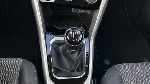Volkswagen T-Roc Advance 1.5 TSI 110kW (150CV)