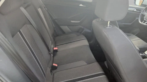 Volkswagen T-Roc Advance 1.0 TSI 81kW (110CV)