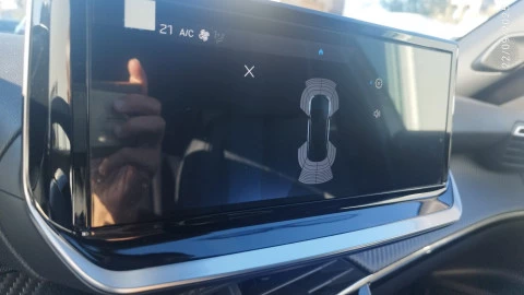 Peugeot 2008 Allure Gasolina 100 S&S 6 Vel. MAN