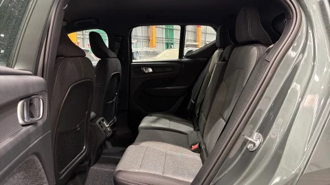 Volvo XC40 B3 G Core Auto 120 kW (163 CV)