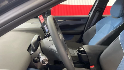 Volvo EX30 Single Motor Plus Auto