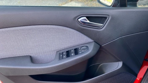 Renault Clio techno Eco-G 100cv (74kW)