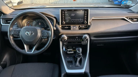 Toyota Rav4 2.5l 220H Advance