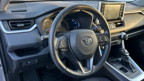 Toyota Rav4 2.5l 220H Advance