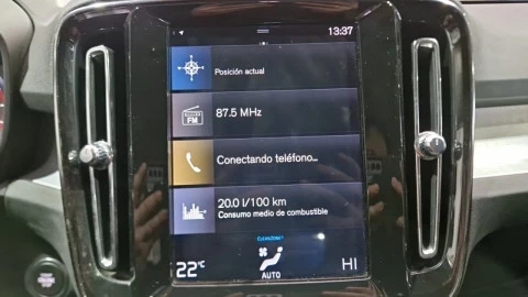 Volvo XC40 2.0 D4 AWD Business Plus Auto