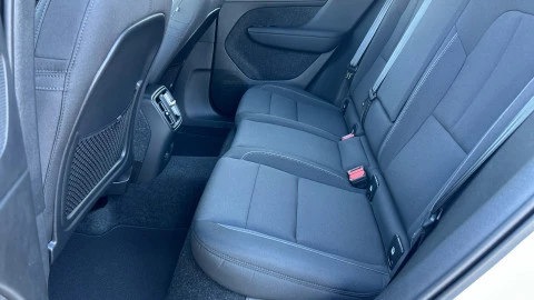 Volvo EX40 Twin Plus Auto AWD