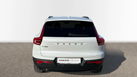 Volvo EX40 Twin Plus Auto AWD