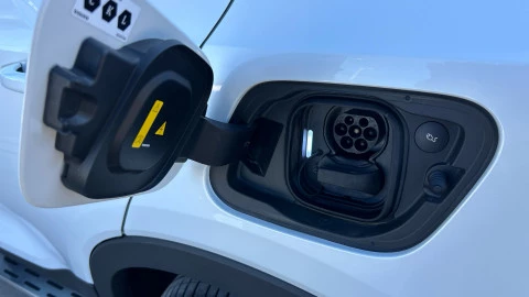 Volvo EX40 Twin Plus Auto AWD