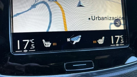 Volvo XC90 2.0 D5 AWD R-Design Auto