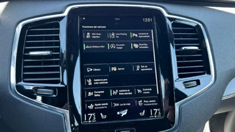 Volvo XC90 2.0 D5 AWD R-Design Auto