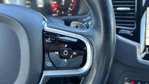 Volvo XC90 2.0 D5 AWD R-Design Auto