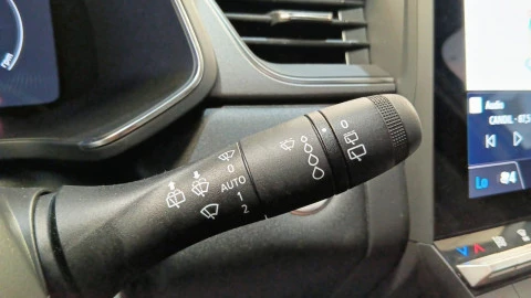 Renault Captur techno Eco-G 100cv (74 kW)