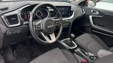 Kia Ceed XCEED DRIVE 1.0 T-GDI DRIVE 120CV (MY22) AM1021
