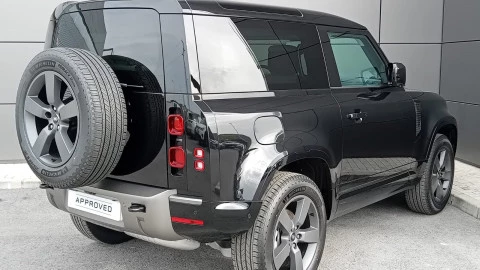 Land Rover Defender 3.0D I6 250 X-Dynamic SE 90 AT 4WD MHEV