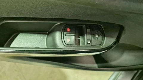 Opel Corsa 1.4 66kW (90CV) 120 Aniversario