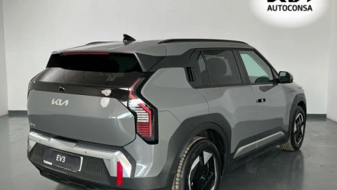 Kia EV3 Earth Long Range