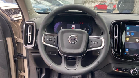 Volvo XC40 2.0 B3 G Core Auto