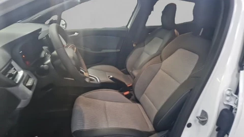 Renault Clio Techno full hybrid E-Tech 145 (103Kw)